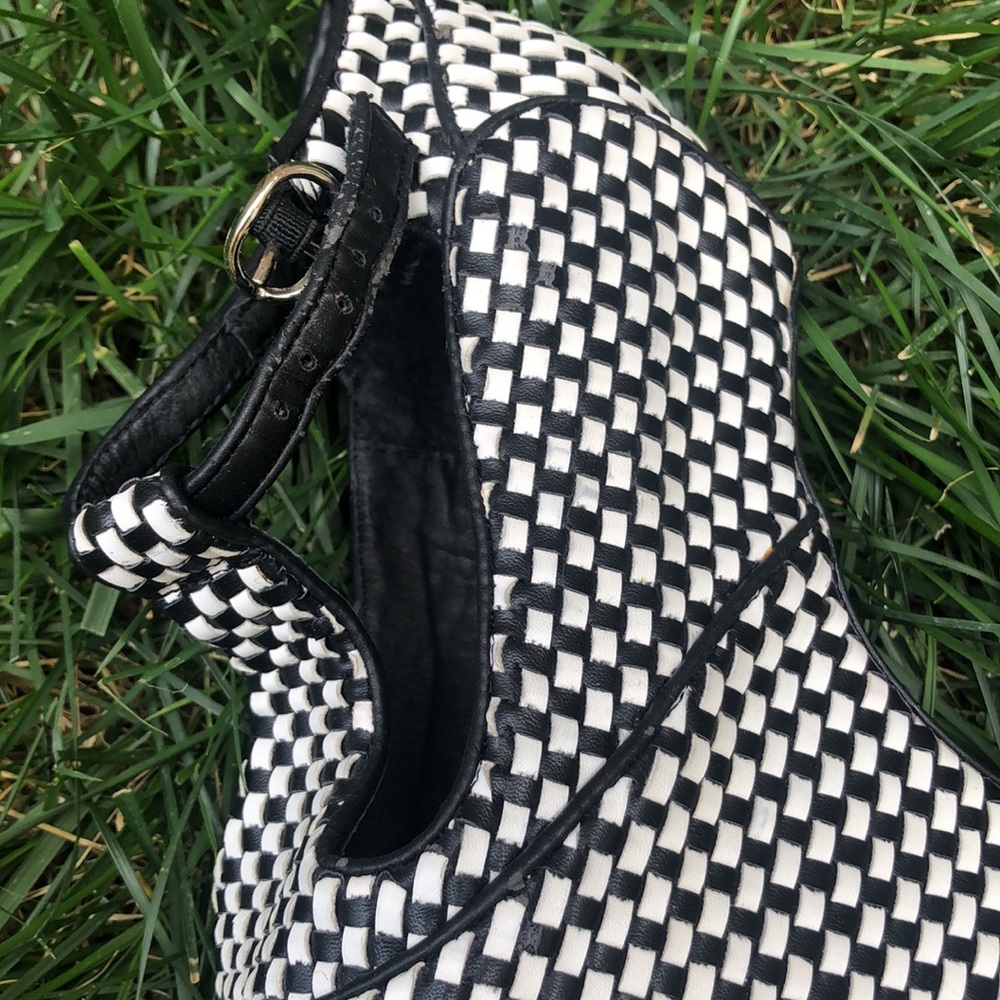 Black and White real leather.Geometric Platform Heels - Picture 8 of 8